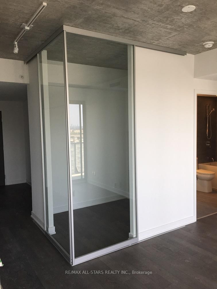 185 Roehampton Avenue, Unit 907 - Photo 10