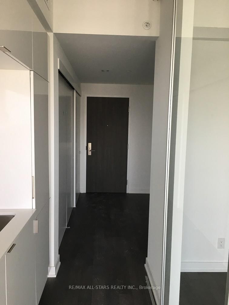 185 Roehampton Avenue, Unit 907 - Photo 11