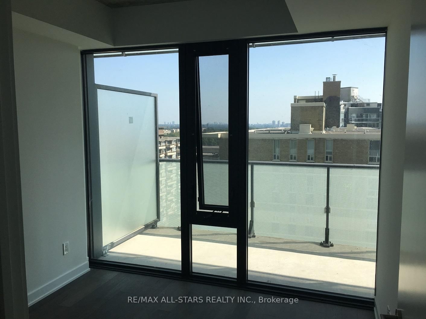 185 Roehampton Avenue, Unit 907 - Photo 4