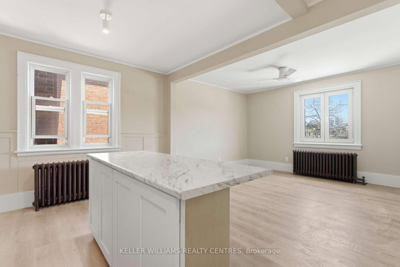 42 Mansfield Avenue - Photo 22