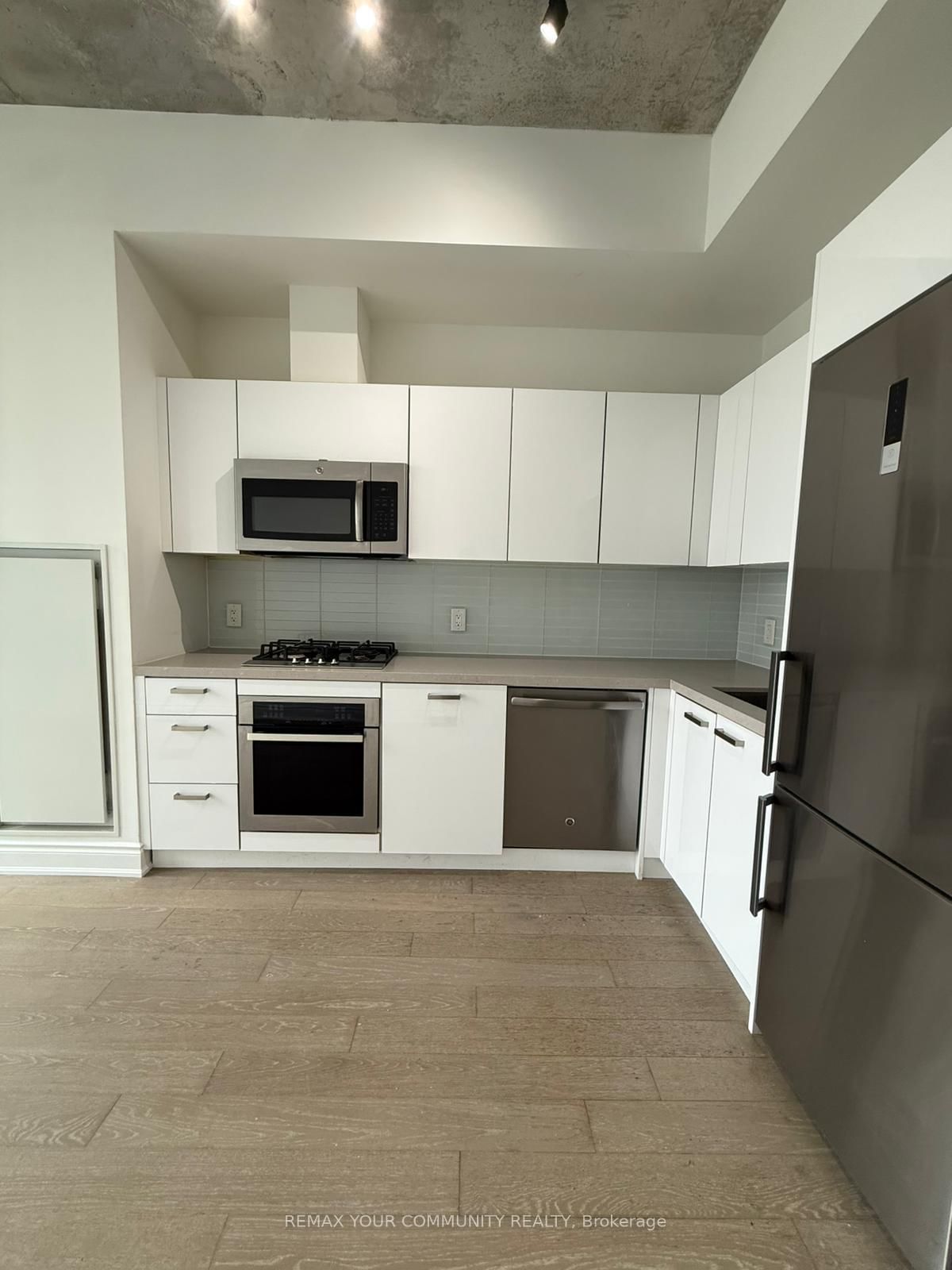 608 Richmond Street W, Unit 1008 - Photo 5