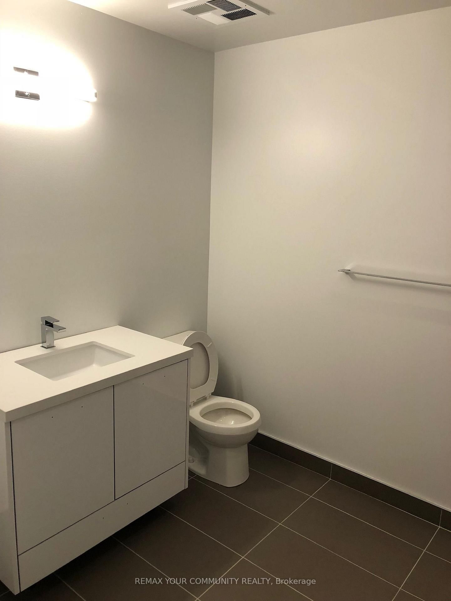 608 Richmond Street W, Unit 1008 - Photo 9