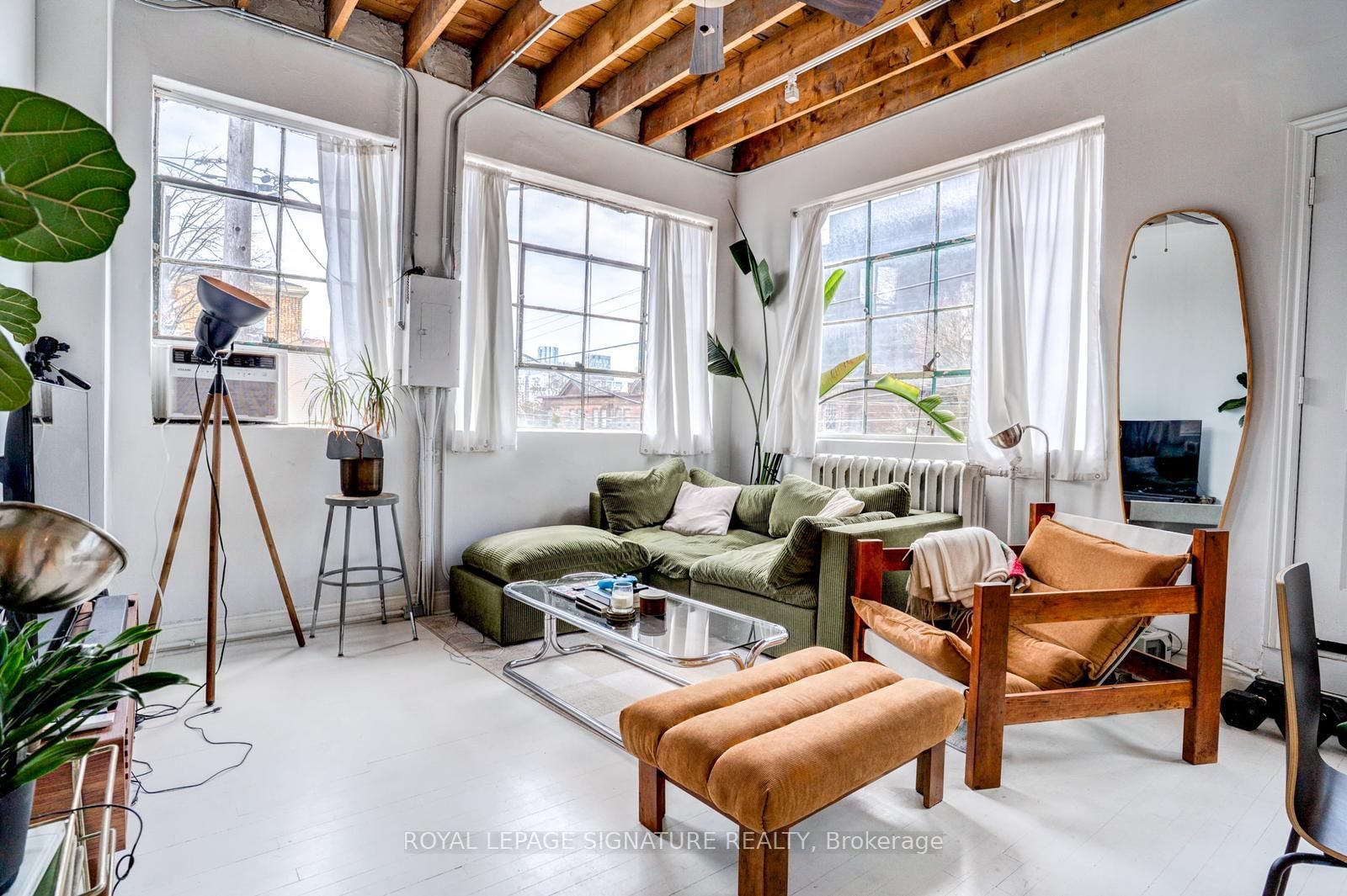 922 King Street W, Unit Unit A Upper - Photo 4