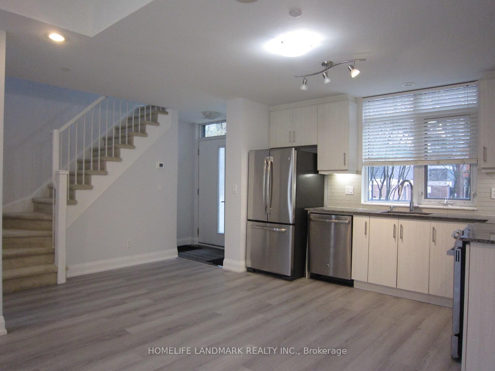 37 Horsham Ave Avenue, Unit TH108 - Photo 6