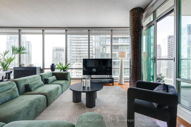 3803 - 81 Navy Wharf Court