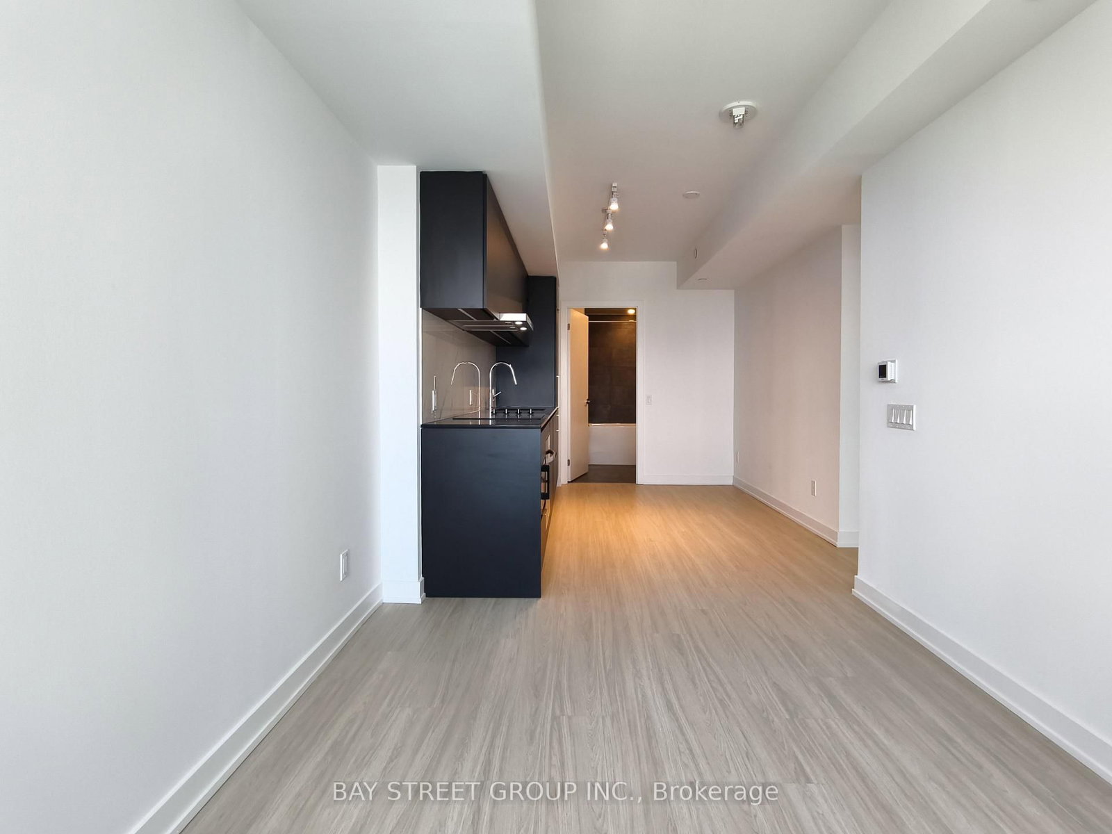8 Wellesley Street W, Unit 3910 - Photo 13