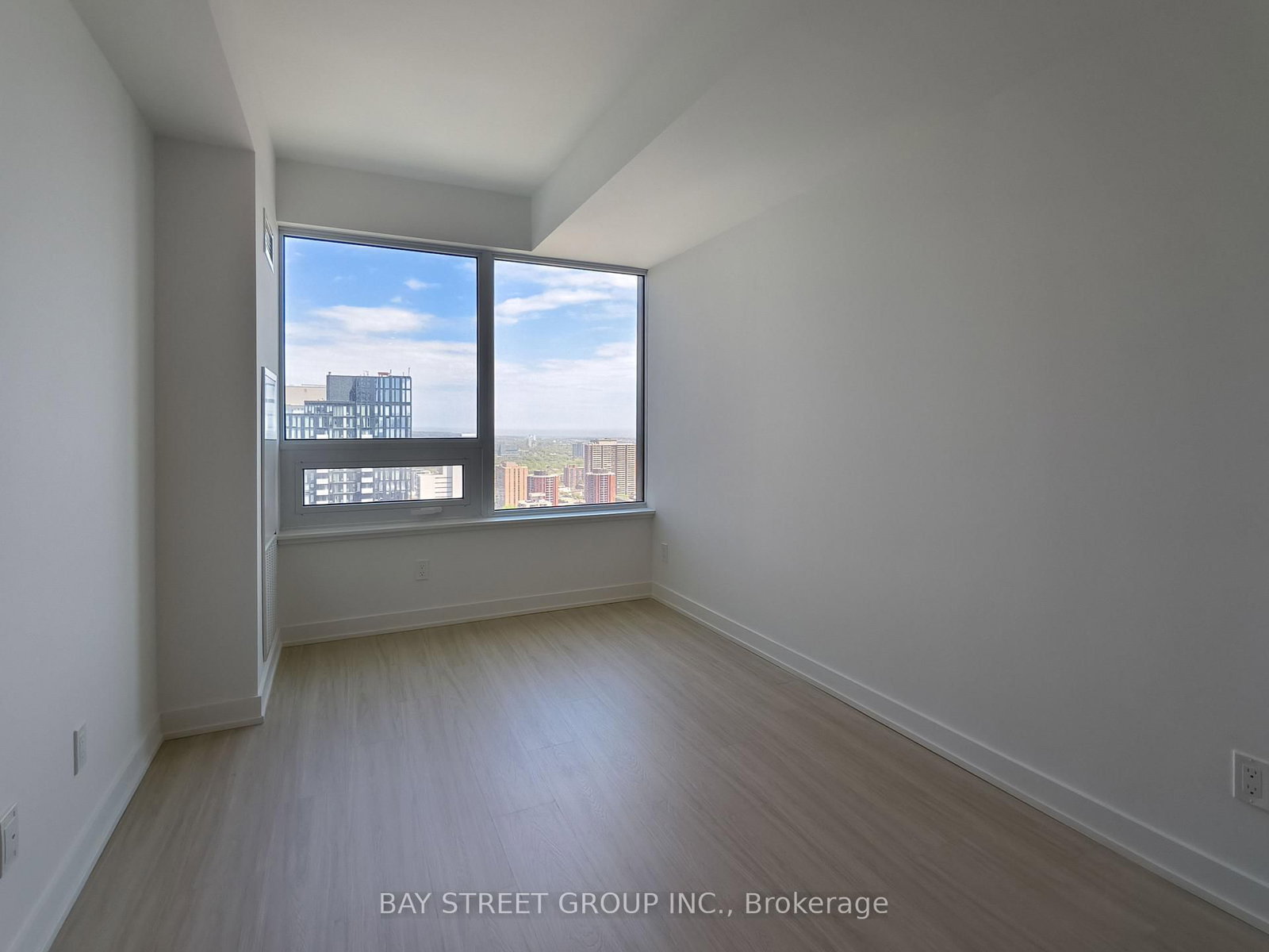 8 Wellesley Street W, Unit 3910 - Photo 14