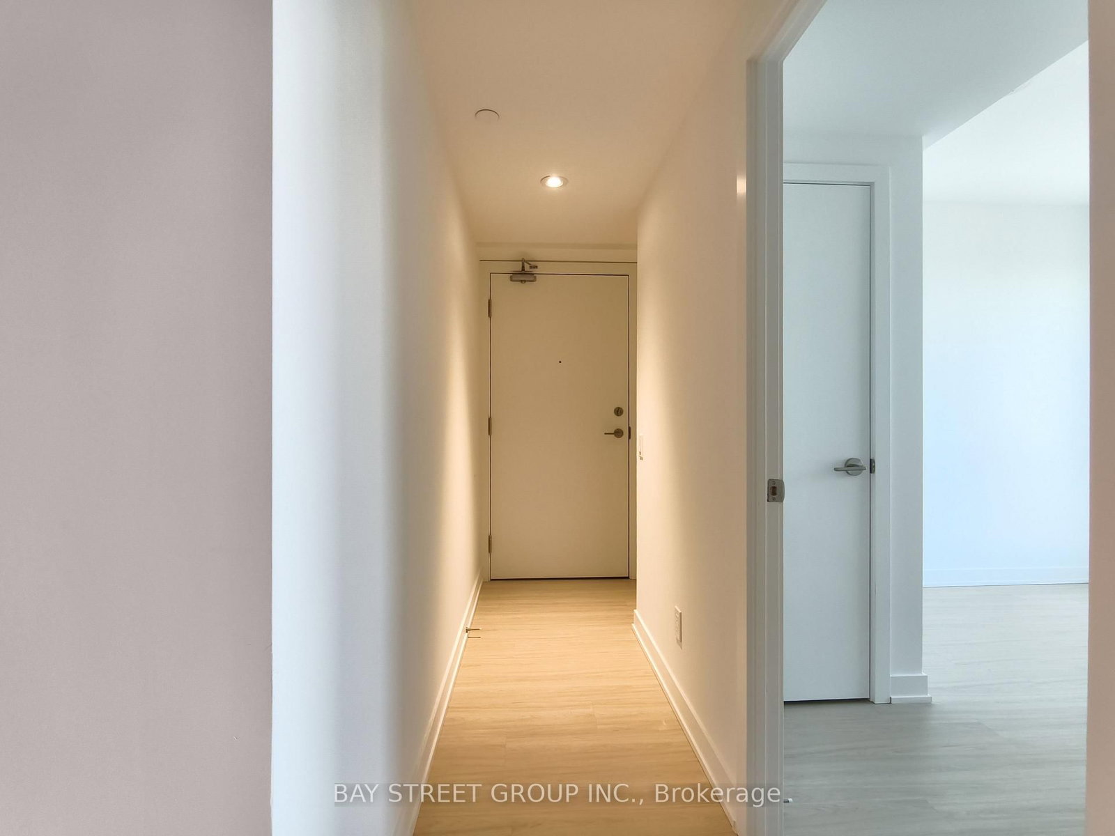 8 Wellesley Street W, Unit 3910 - Photo 4