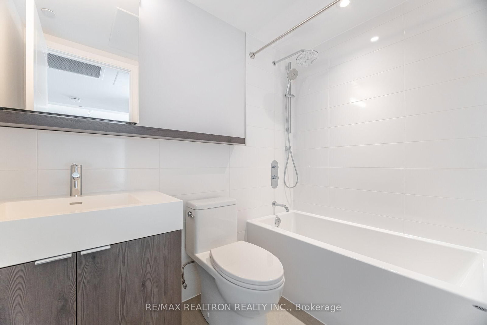 664 Spadina Avenue, Unit 1001 - Photo 8