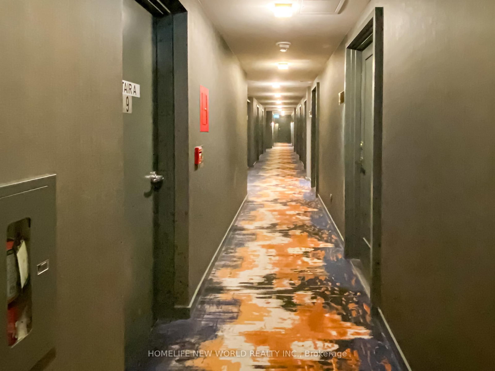 50 Charles Street E, Unit 903 - Photo 16