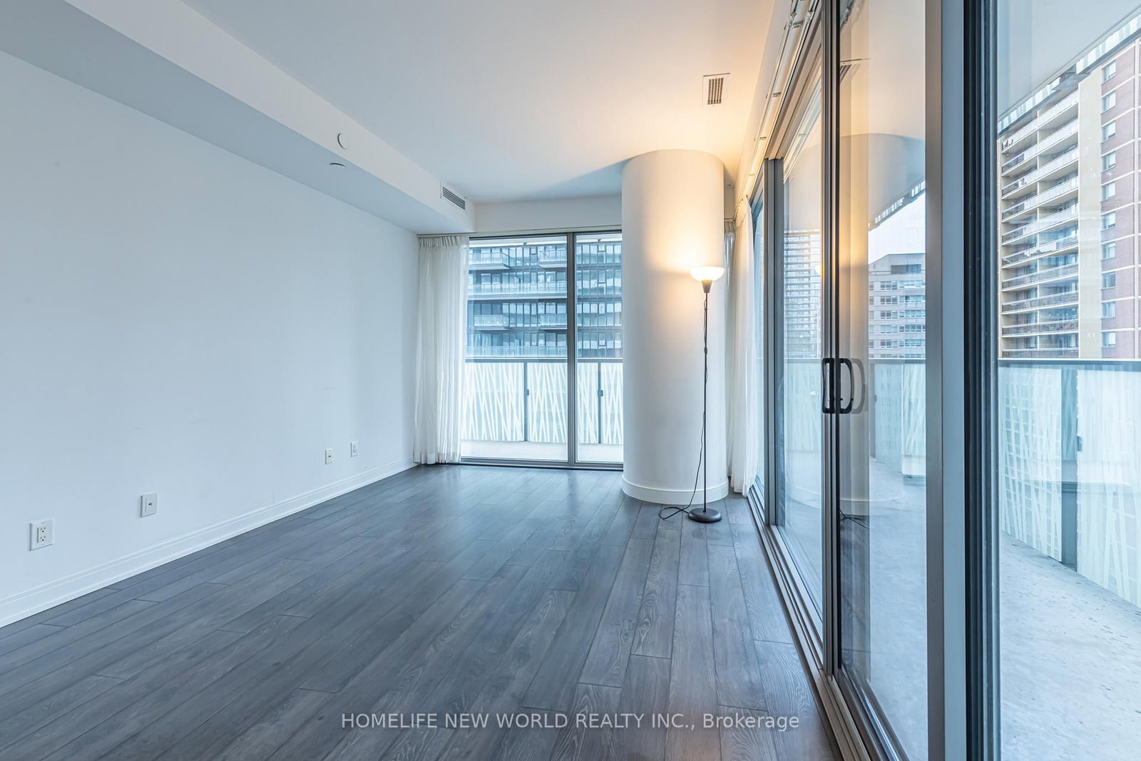 50 Charles Street E, Unit 903 - Photo 19