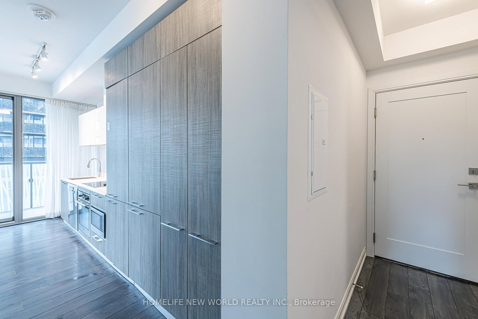 50 Charles Street E, Unit 903 - Photo 23
