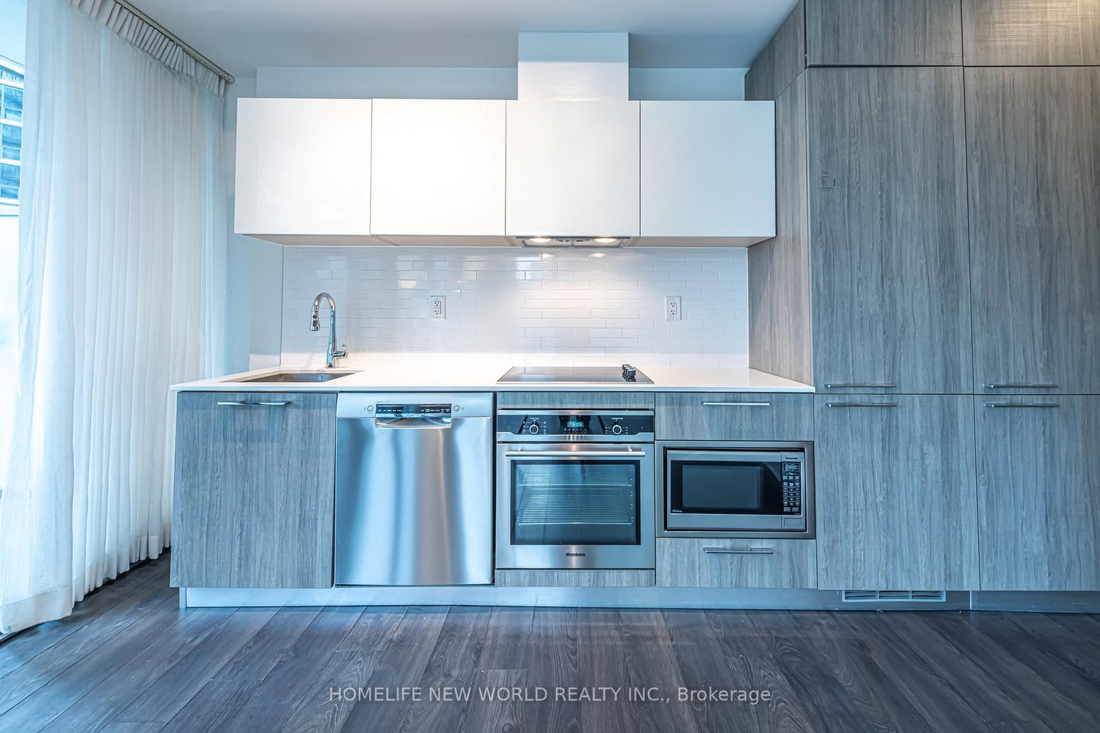 50 Charles Street E, Unit 903 - Photo 24