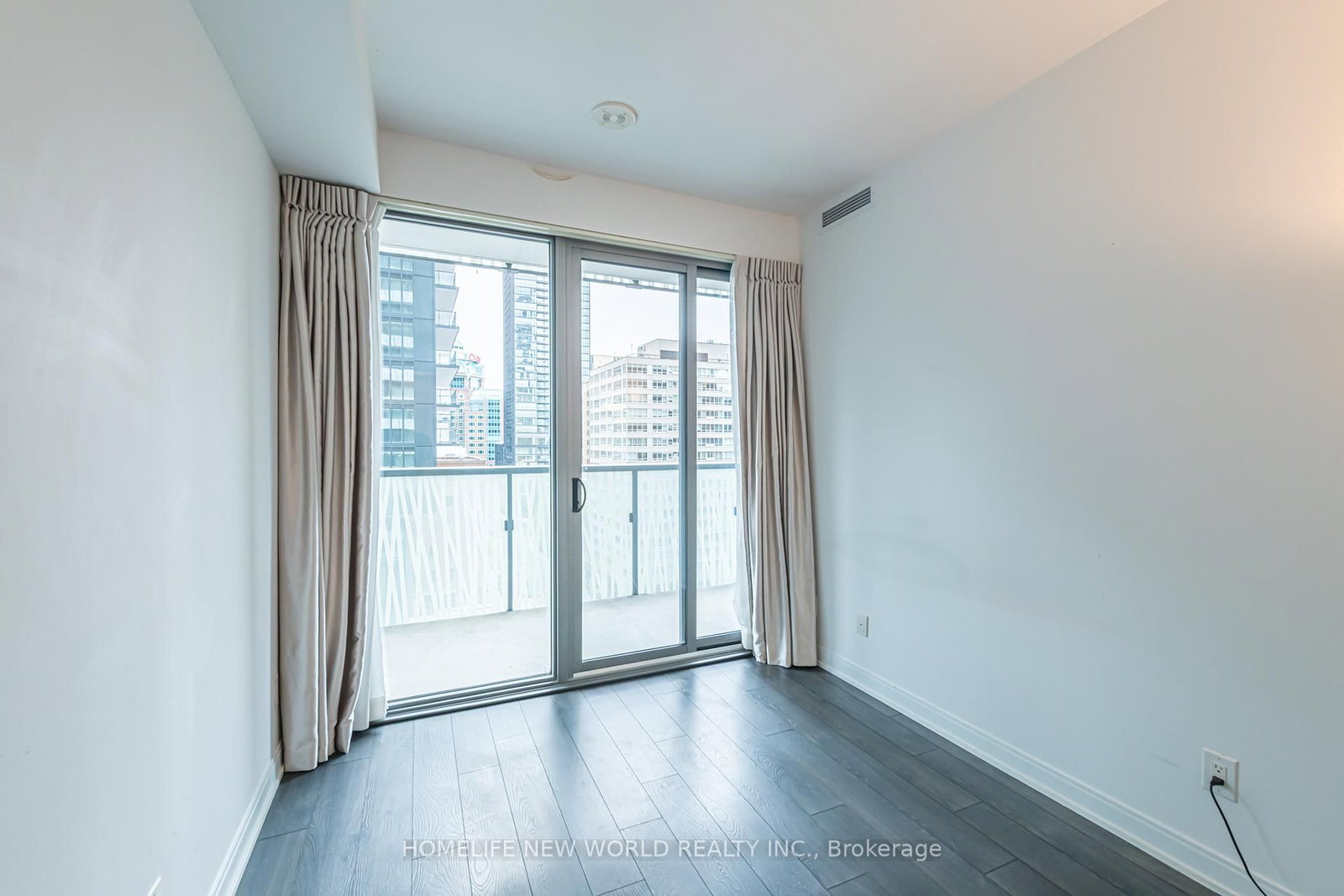 50 Charles Street E, Unit 903 - Photo 27