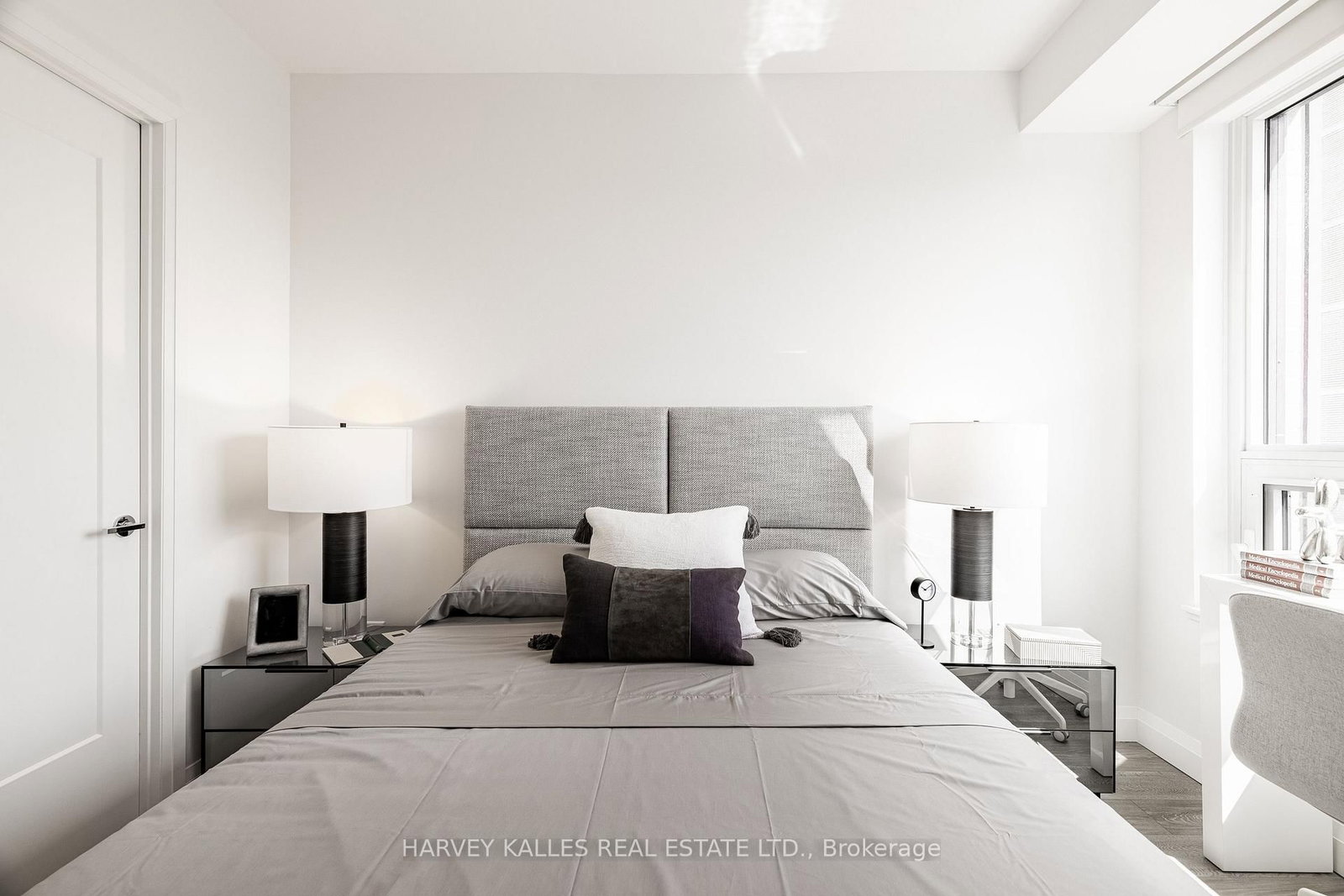 71 Redpath Avenue, Unit 1301 - Photo 6