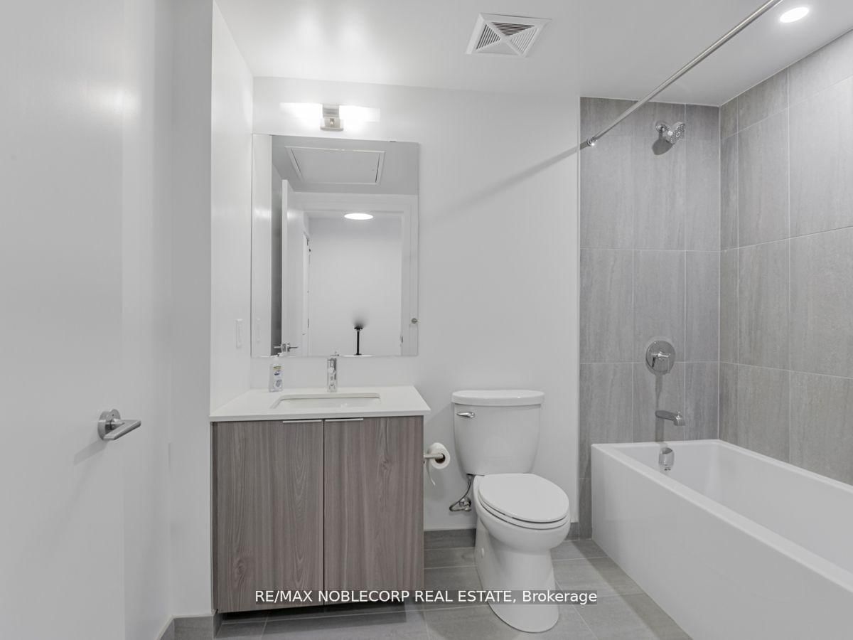 357 King Street W, Unit 3409 - Photo 15