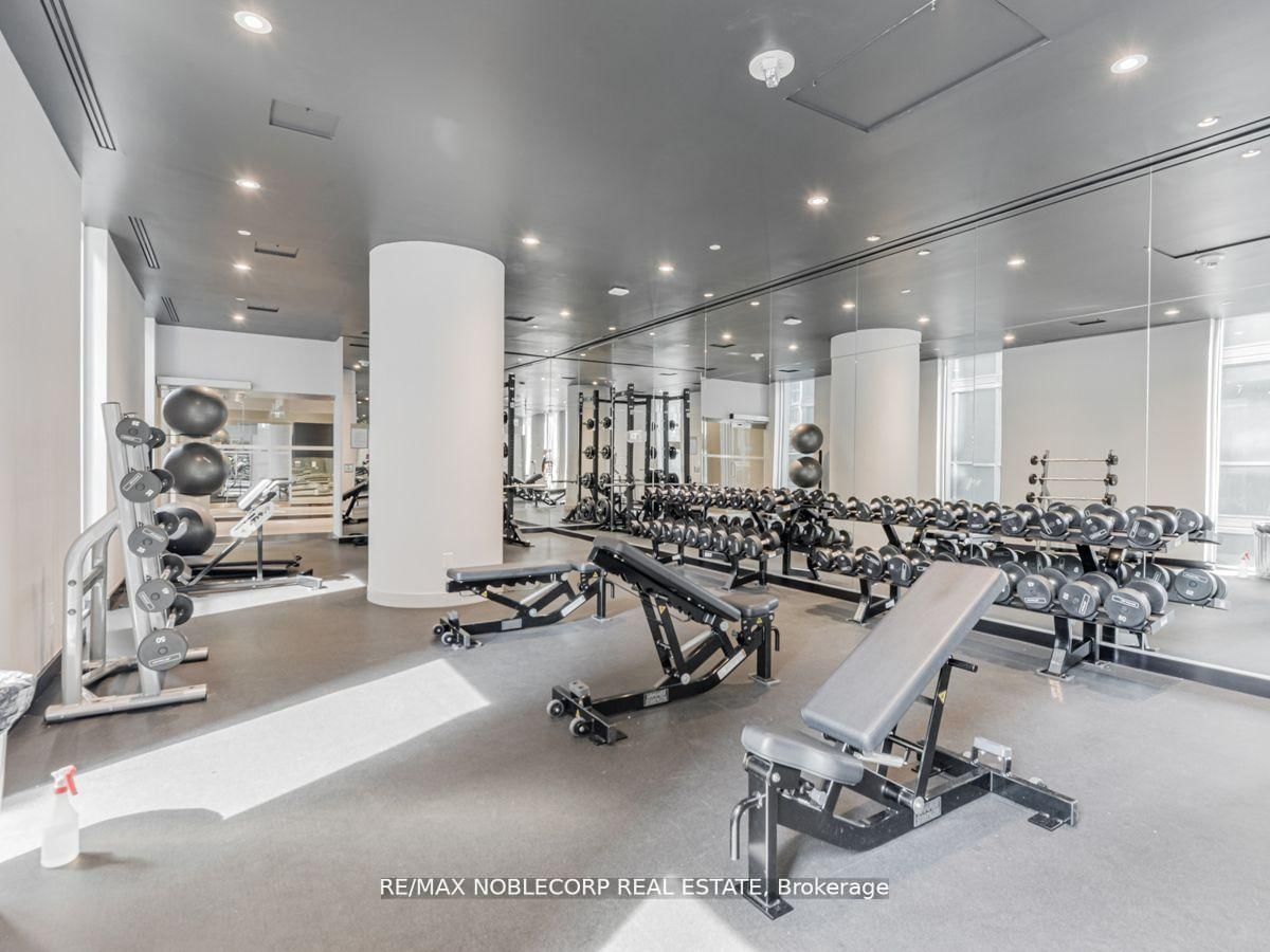 357 King Street W, Unit 3409 - Photo 21