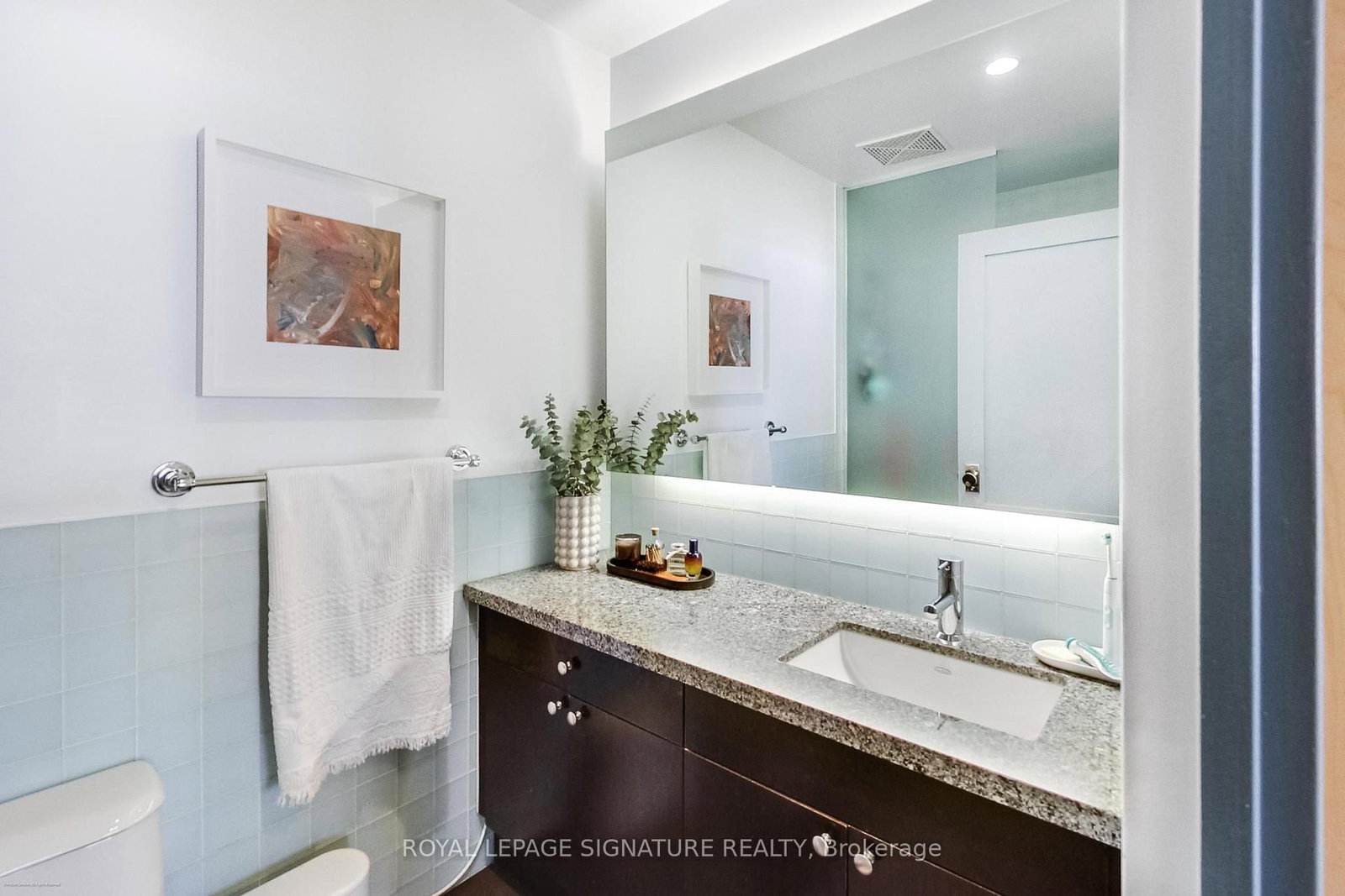 1005 King Street W, Unit 718 - Photo 23