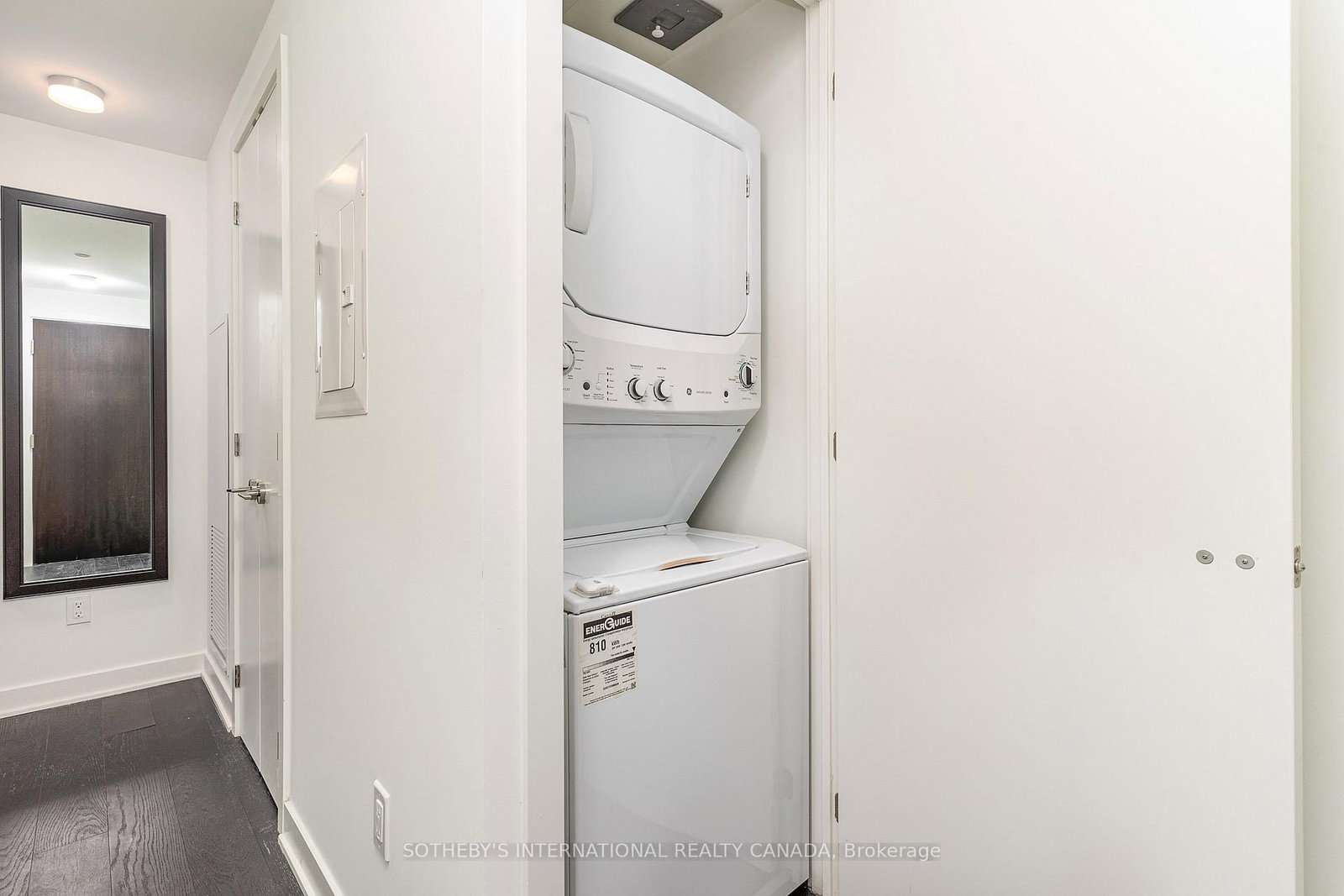 11 Yorkville Avenue, Unit 1111 - Photo 10