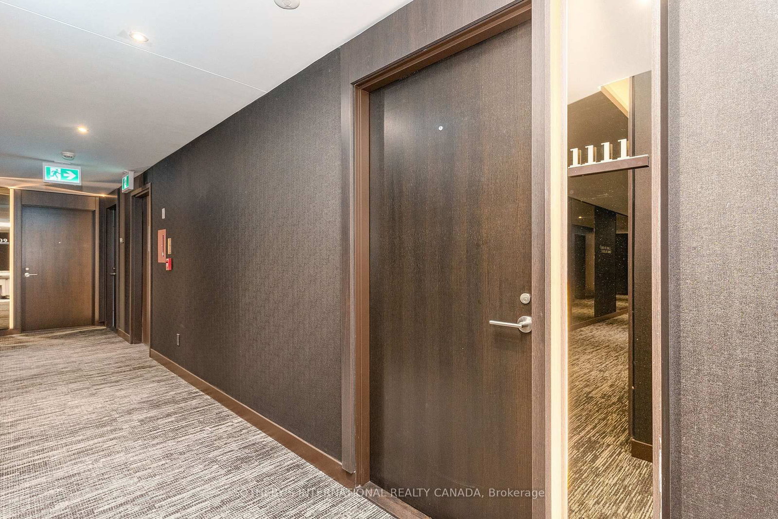 11 Yorkville Avenue, Unit 1111 - Photo 15
