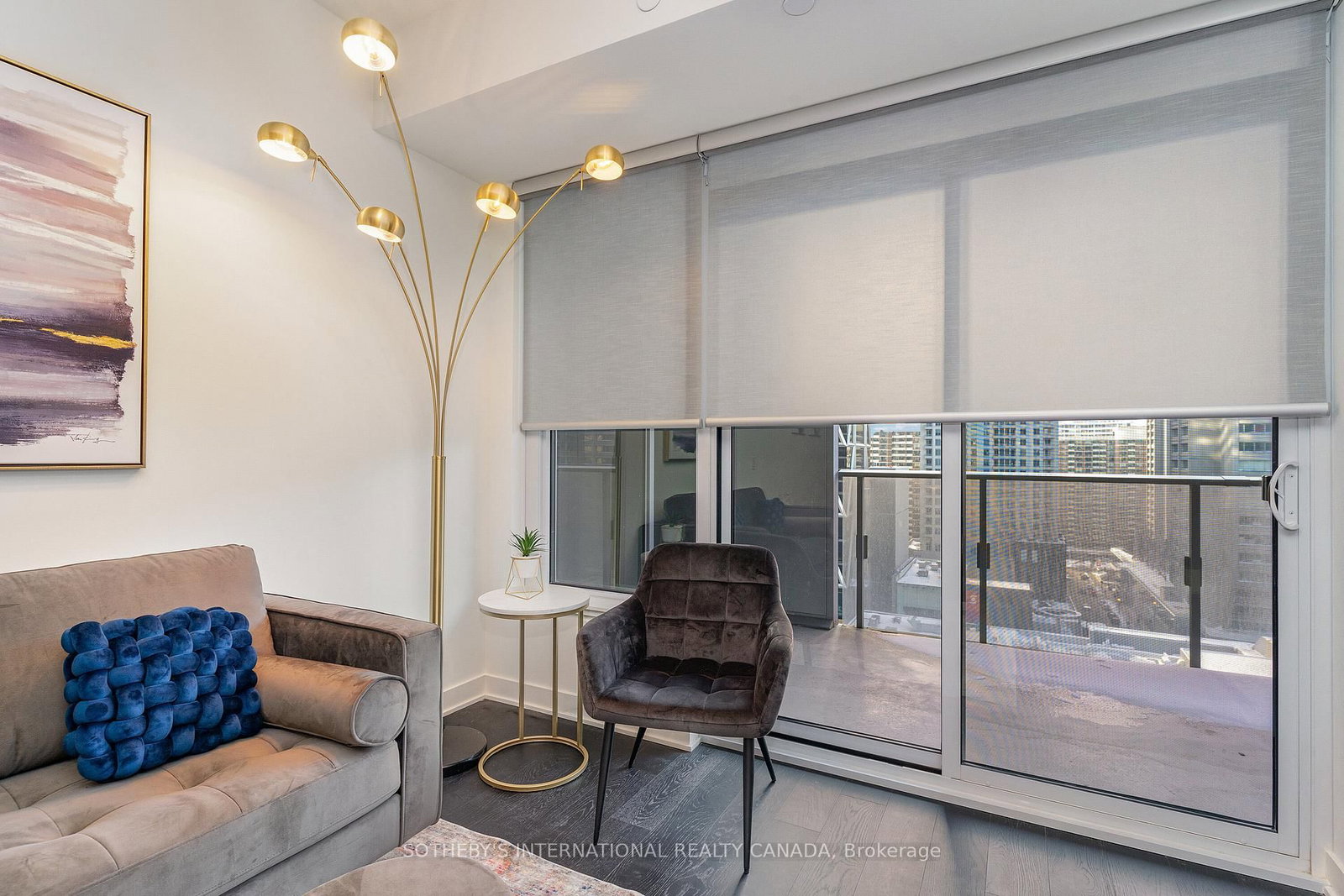 11 Yorkville Avenue, Unit 1111 - Photo 3