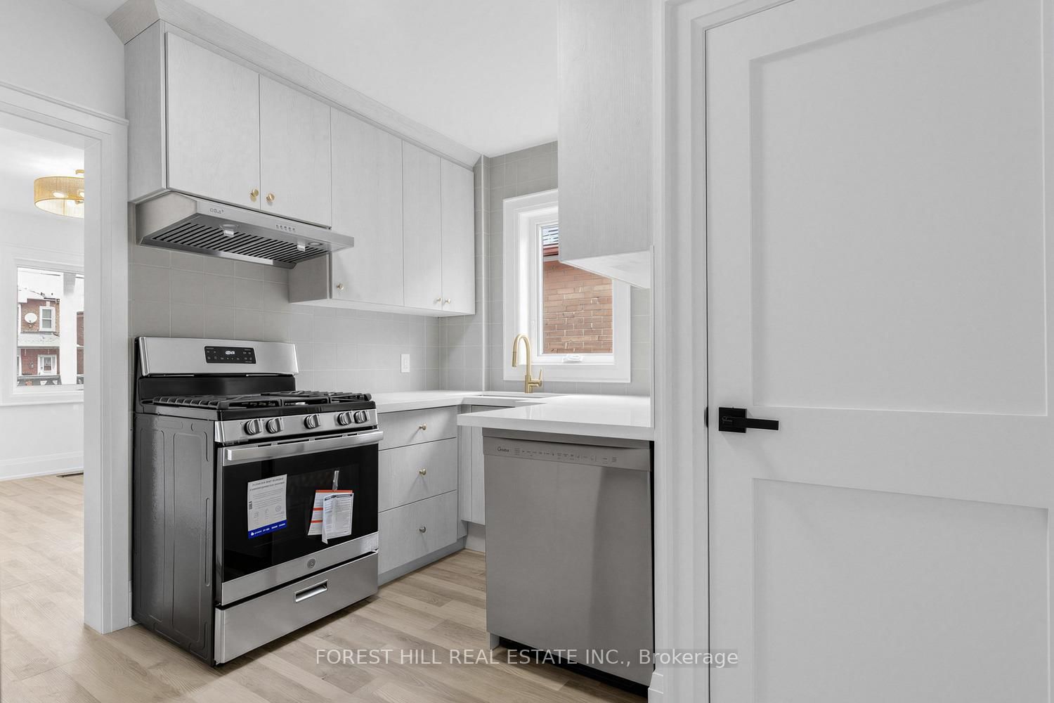 43 Belvidere Avenue, Unit MAIN - Photo 13