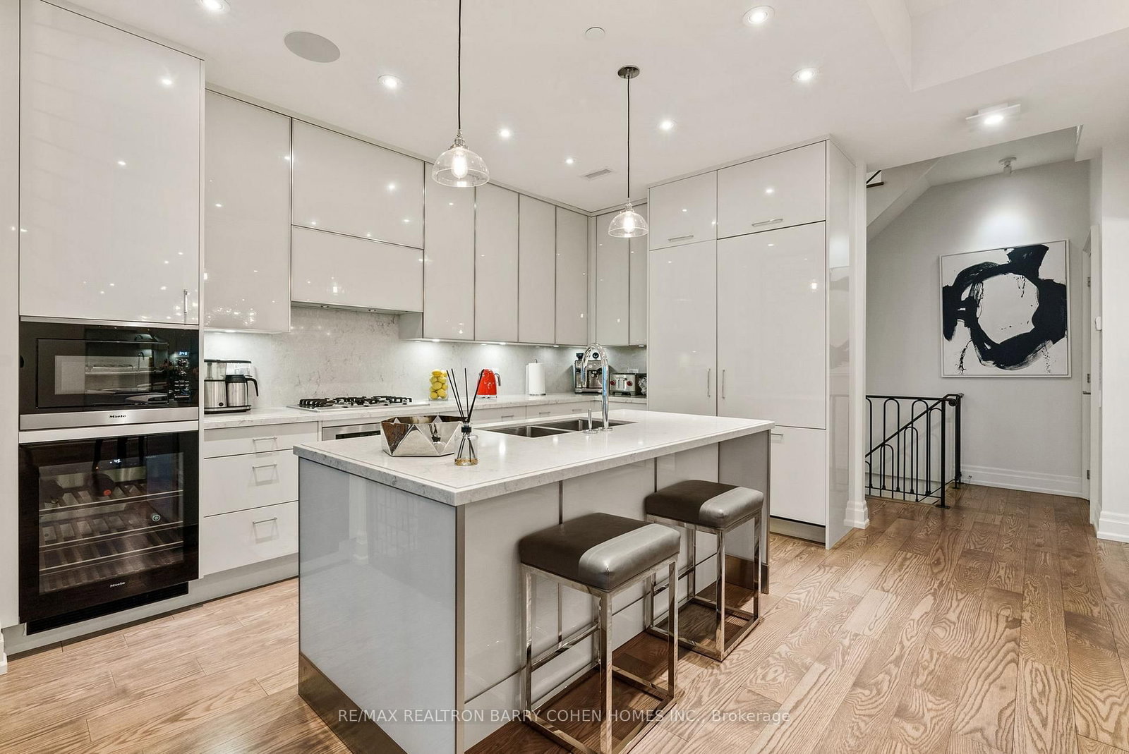 133 Pears Avenue - Photo 10