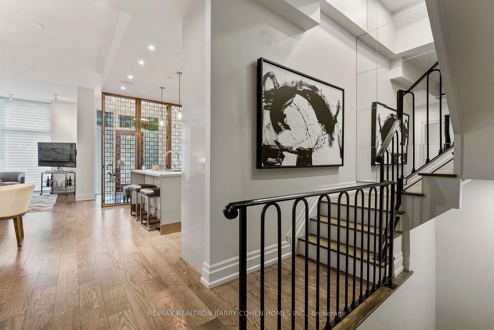 133 Pears Avenue - Photo 12