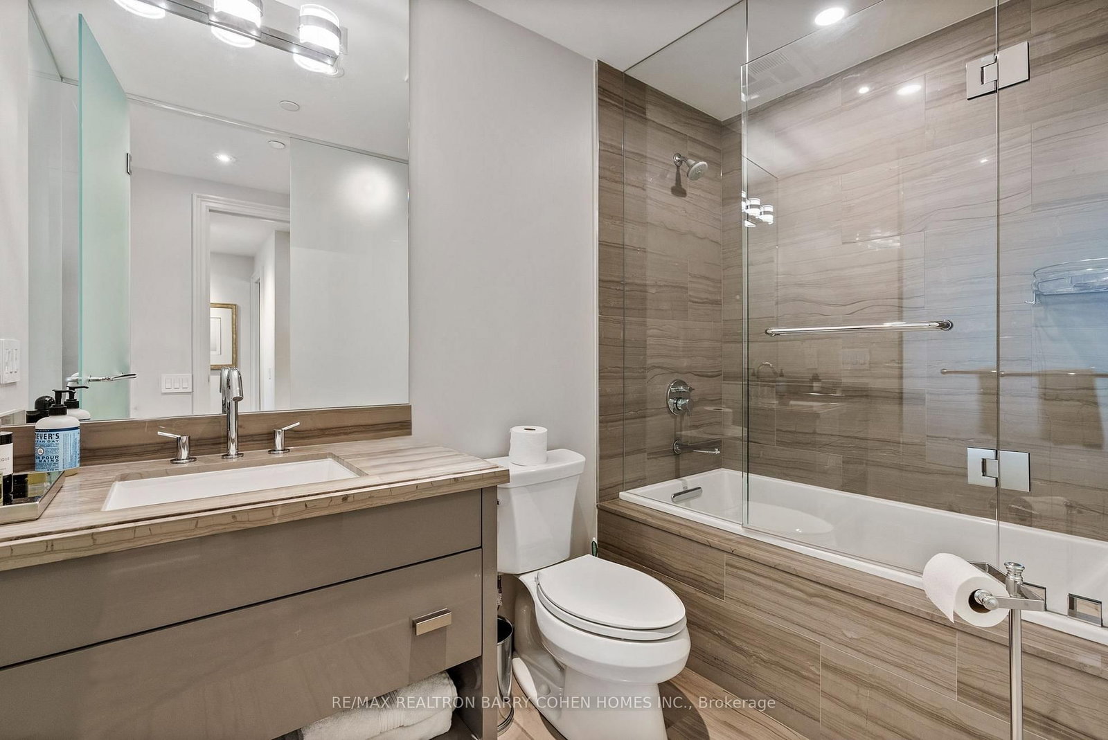 133 Pears Avenue - Photo 36