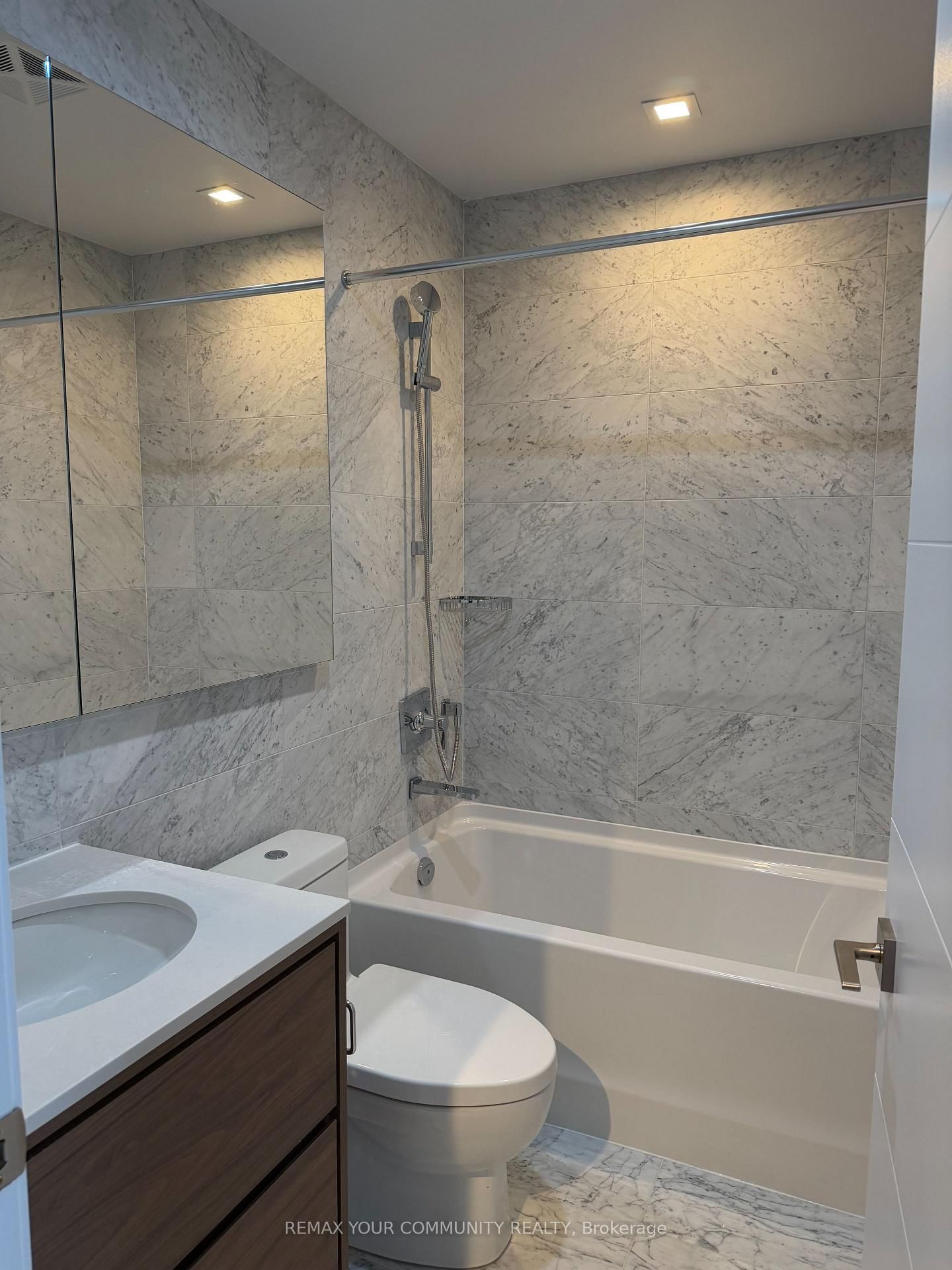 29 Green Trail Court, Unit 1606 - Photo 6
