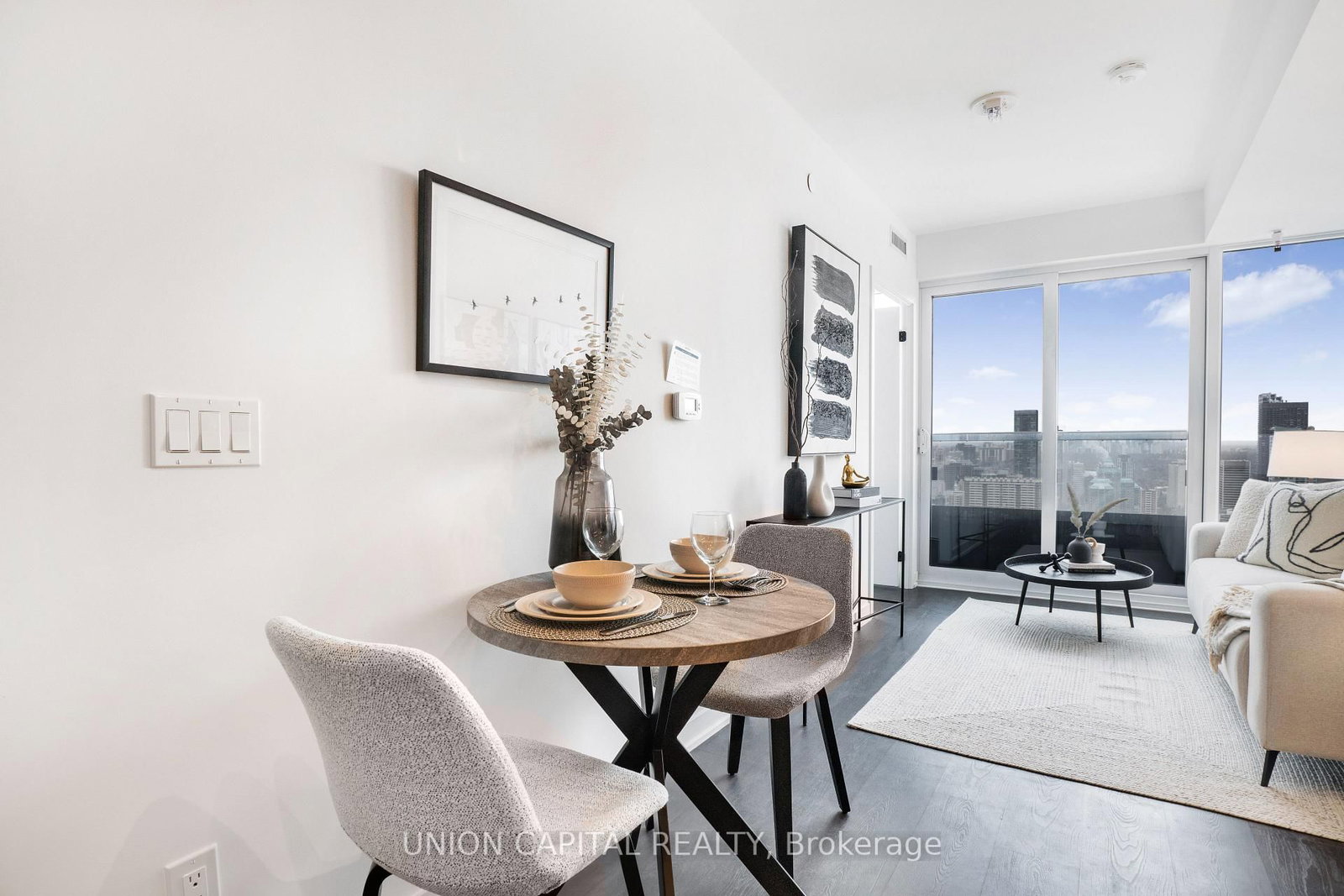 319 Jarvis Street, Unit 4908 - Photo 2