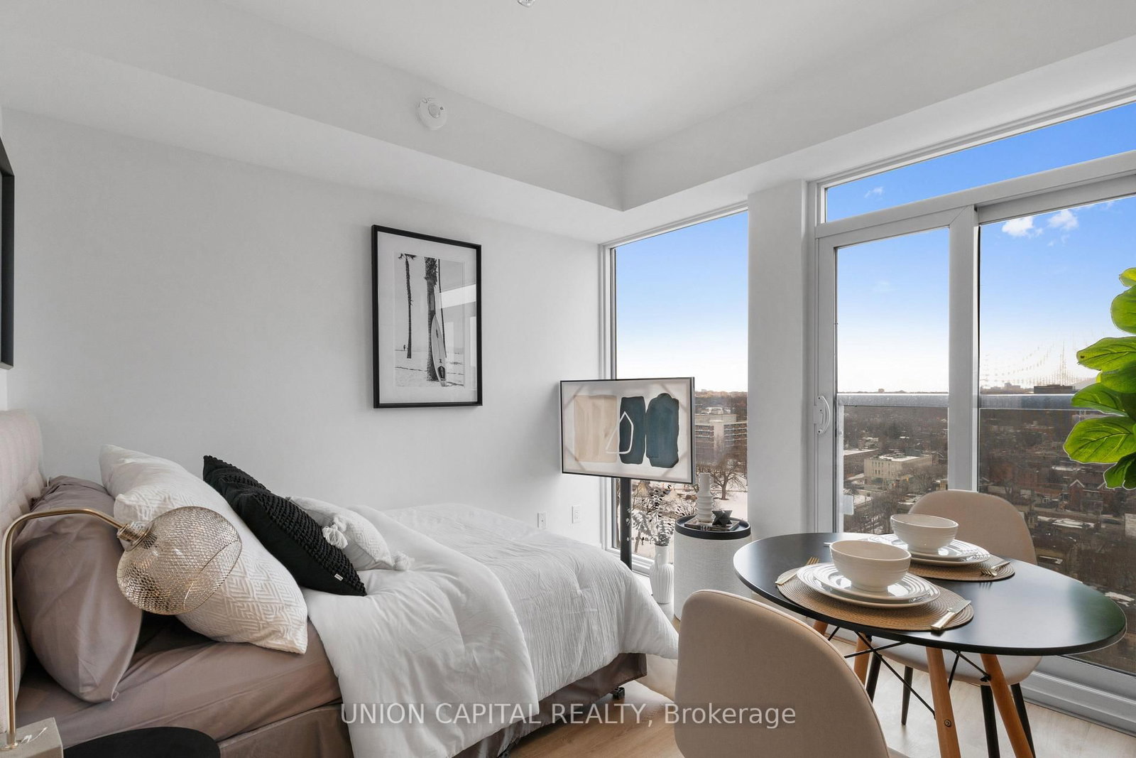 319 Jarvis Street, Unit 1612 - Photo 10