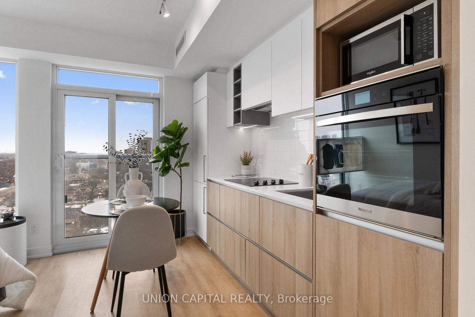 319 Jarvis Street, Unit 1612 - Photo 11