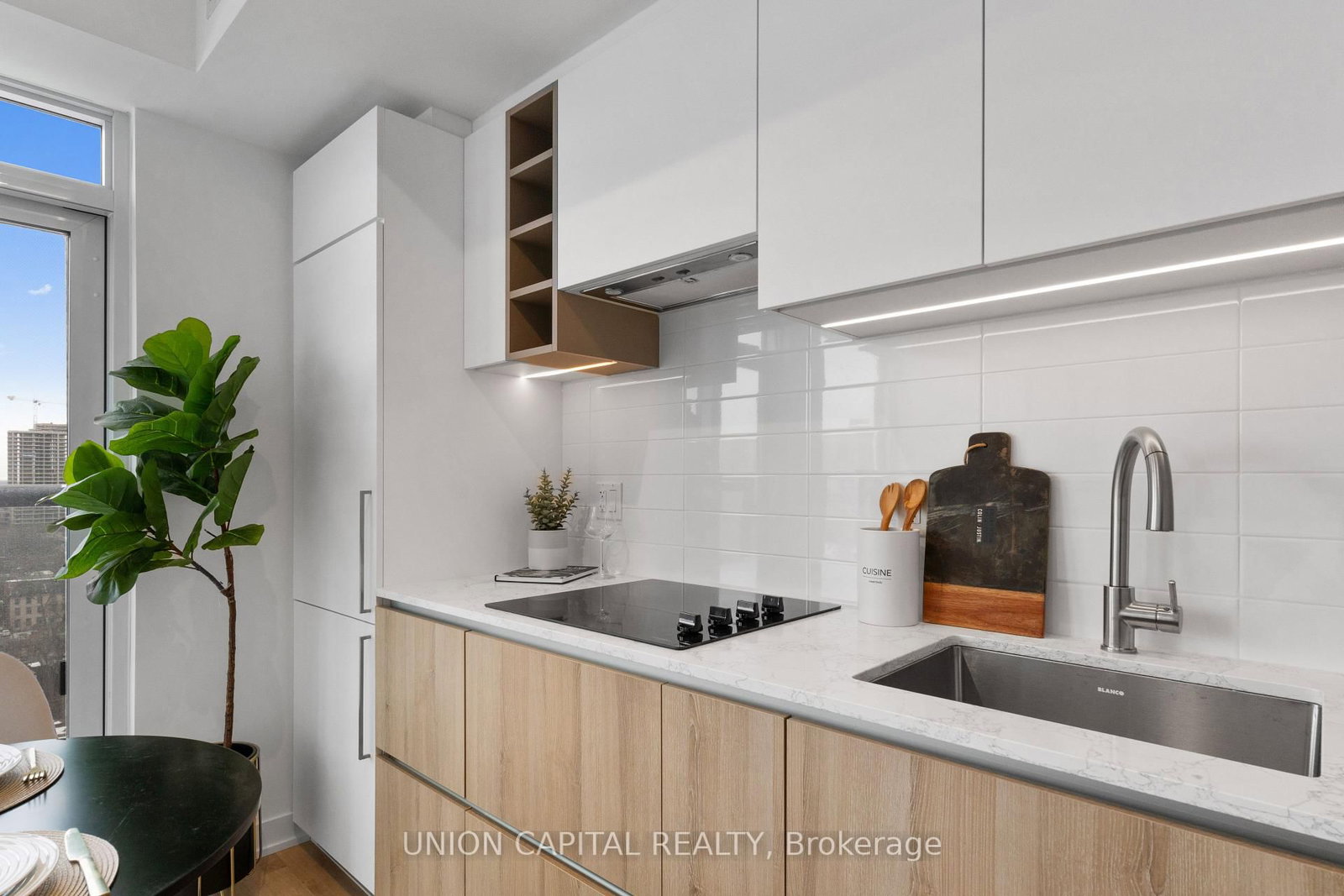 319 Jarvis Street, Unit 1612 - Photo 14