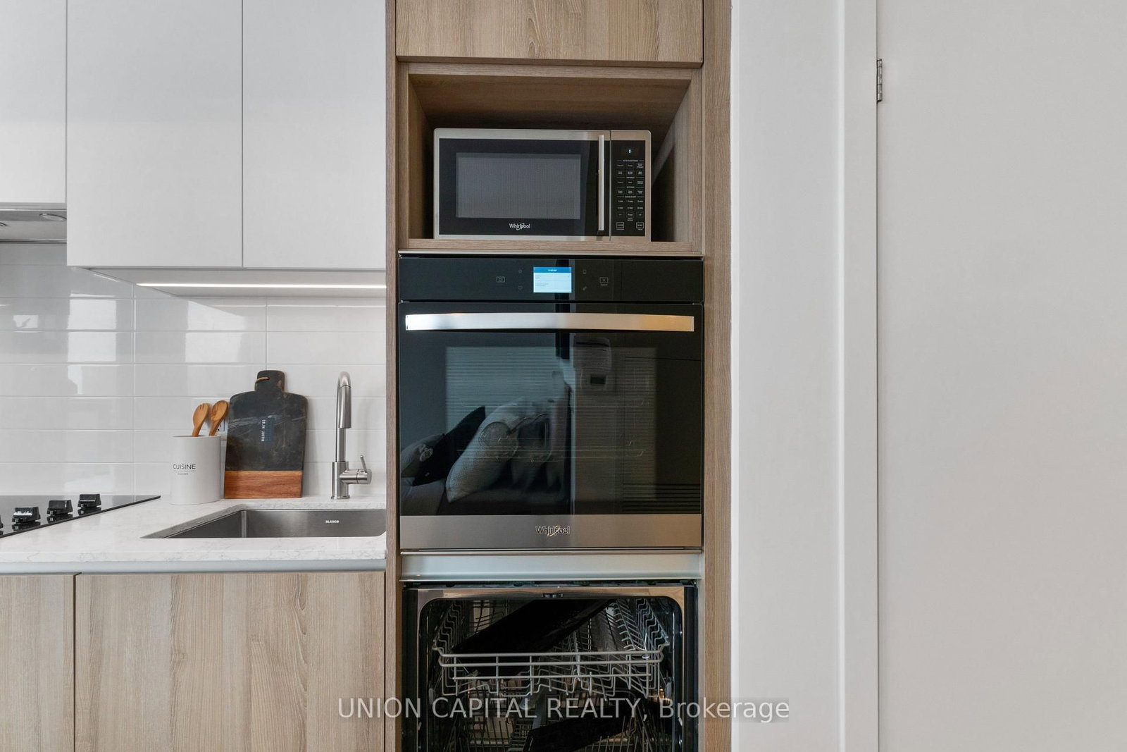 319 Jarvis Street, Unit 1612 - Photo 16