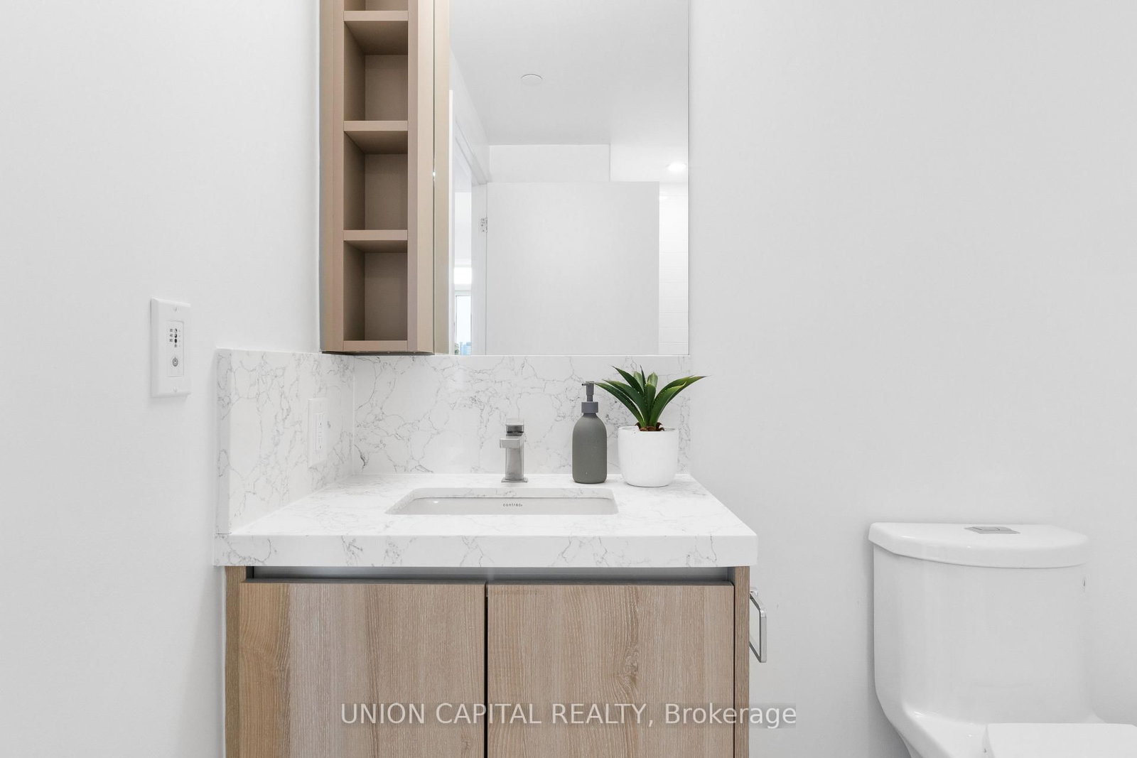 319 Jarvis Street, Unit 1612 - Photo 17