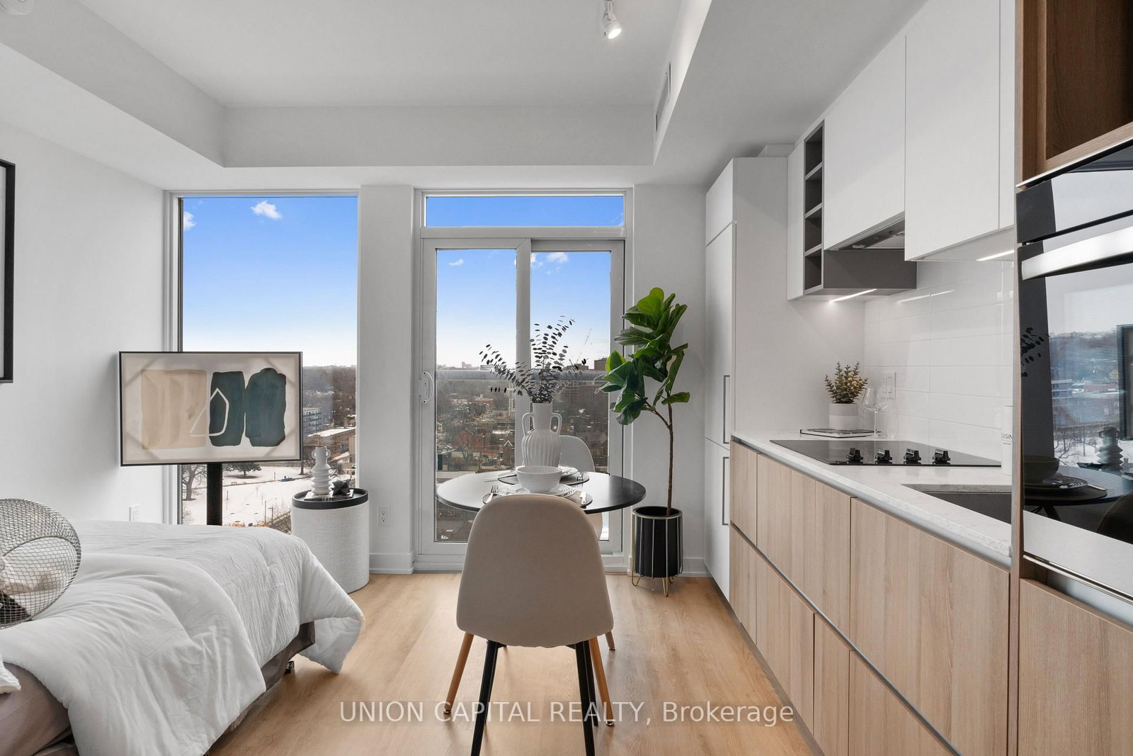 319 Jarvis Street, Unit 1612 - Photo 7