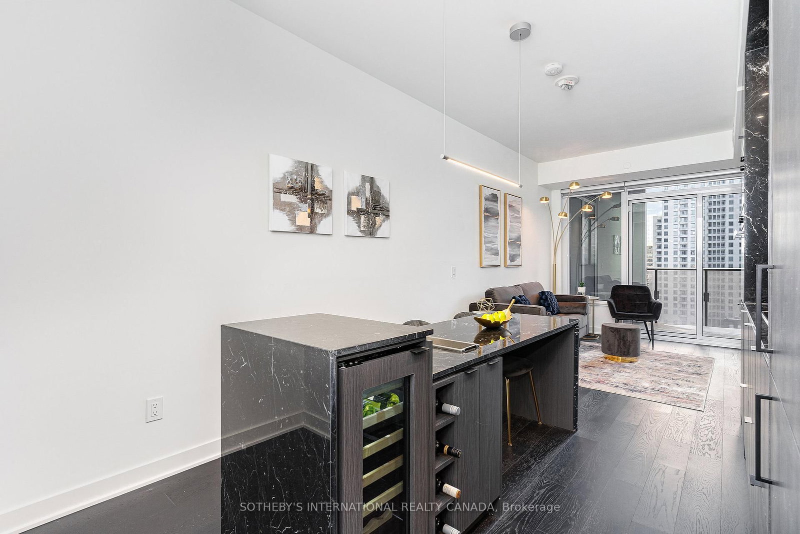 11 Yorkville Avenue, Unit 1111 - Photo 9