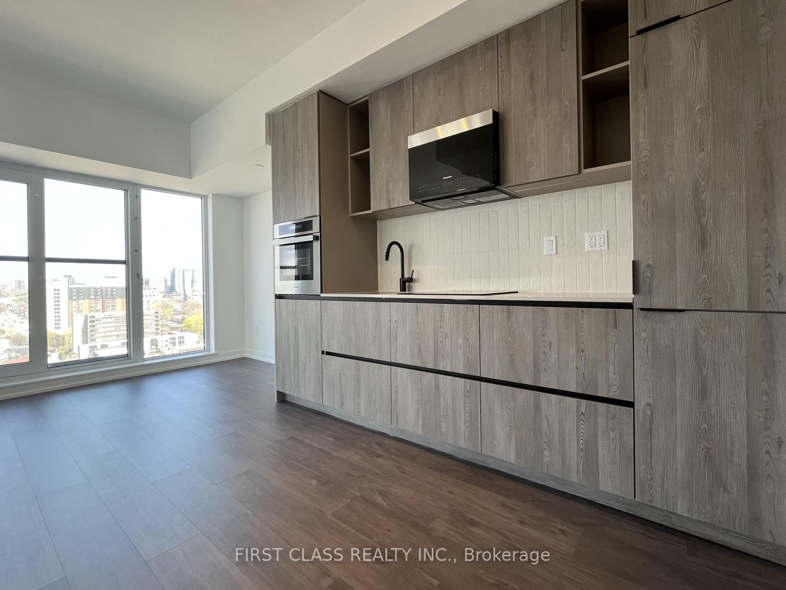 2 Augusta Avenue, Unit Ph07 - Photo 4