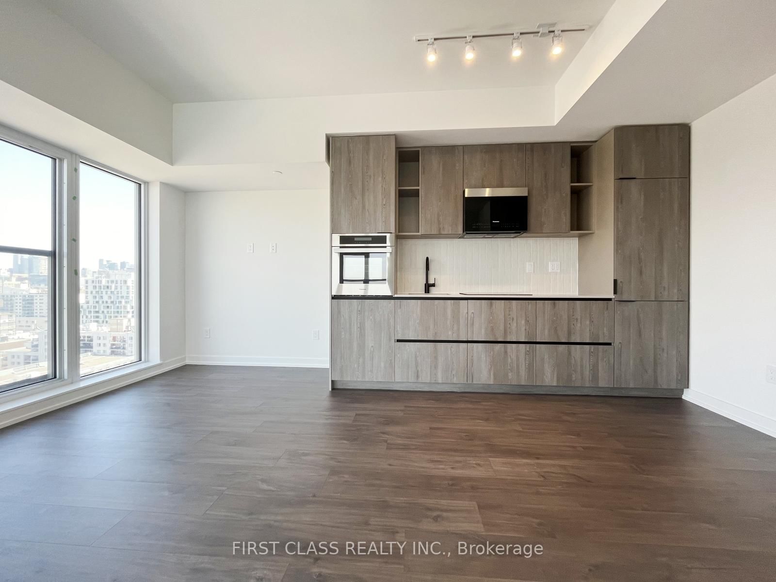 2 Augusta Avenue, Unit Ph07 - Photo 5