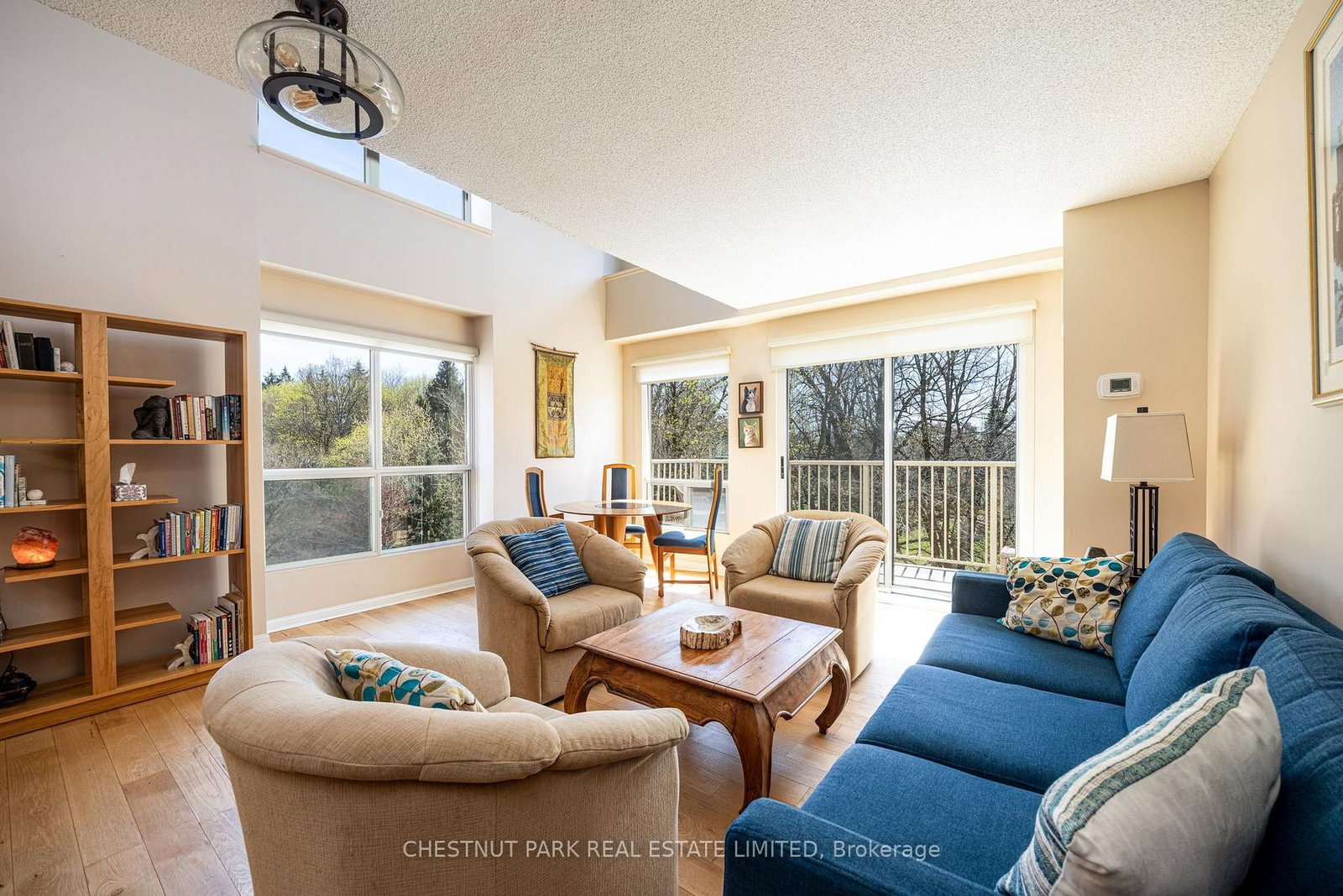 119 Merton Street, Unit 422