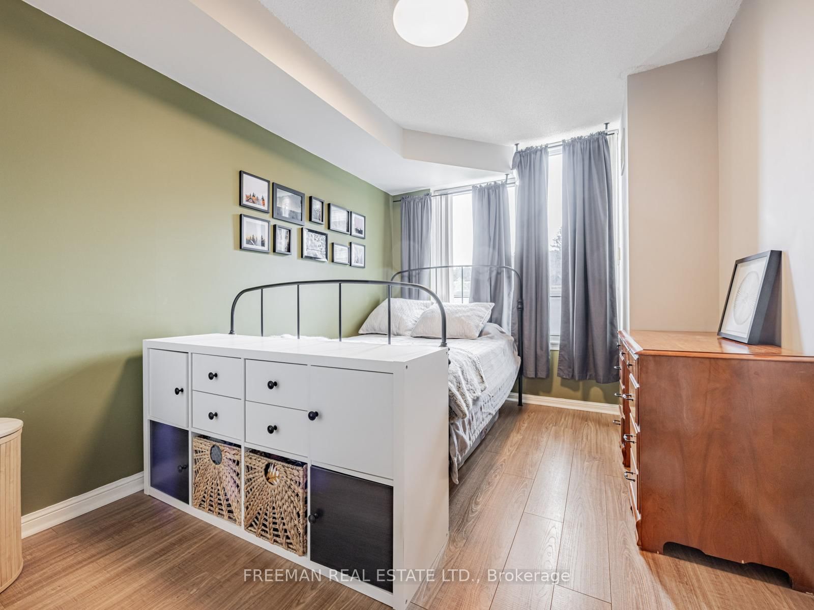 260 Merton Street, Unit 508 - Photo 20