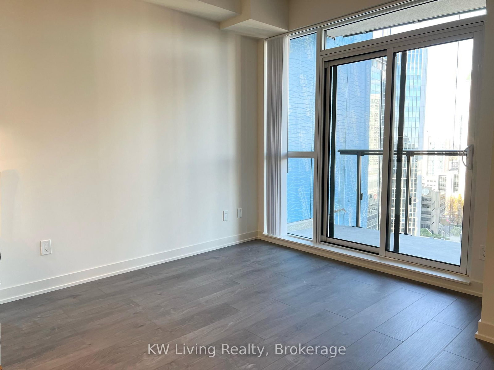 4955 Yonge Street, Unit 1718 - Photo 3