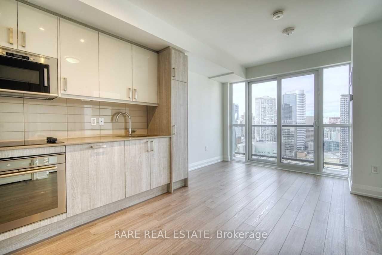 77 Mutual Street, Unit 2707
