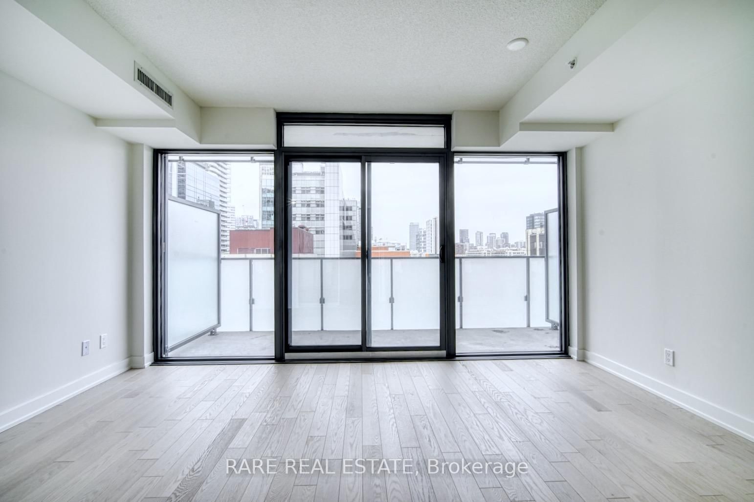 25 Richmond Street E, Unit 1515 - Photo 2