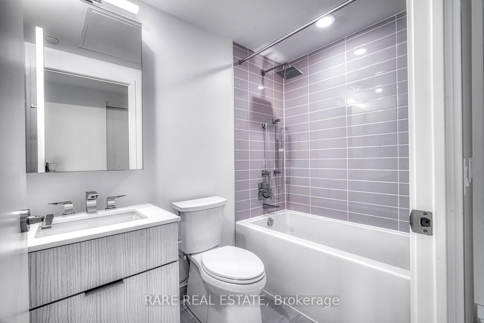 25 Richmond Street E, Unit 1515 - Photo 8