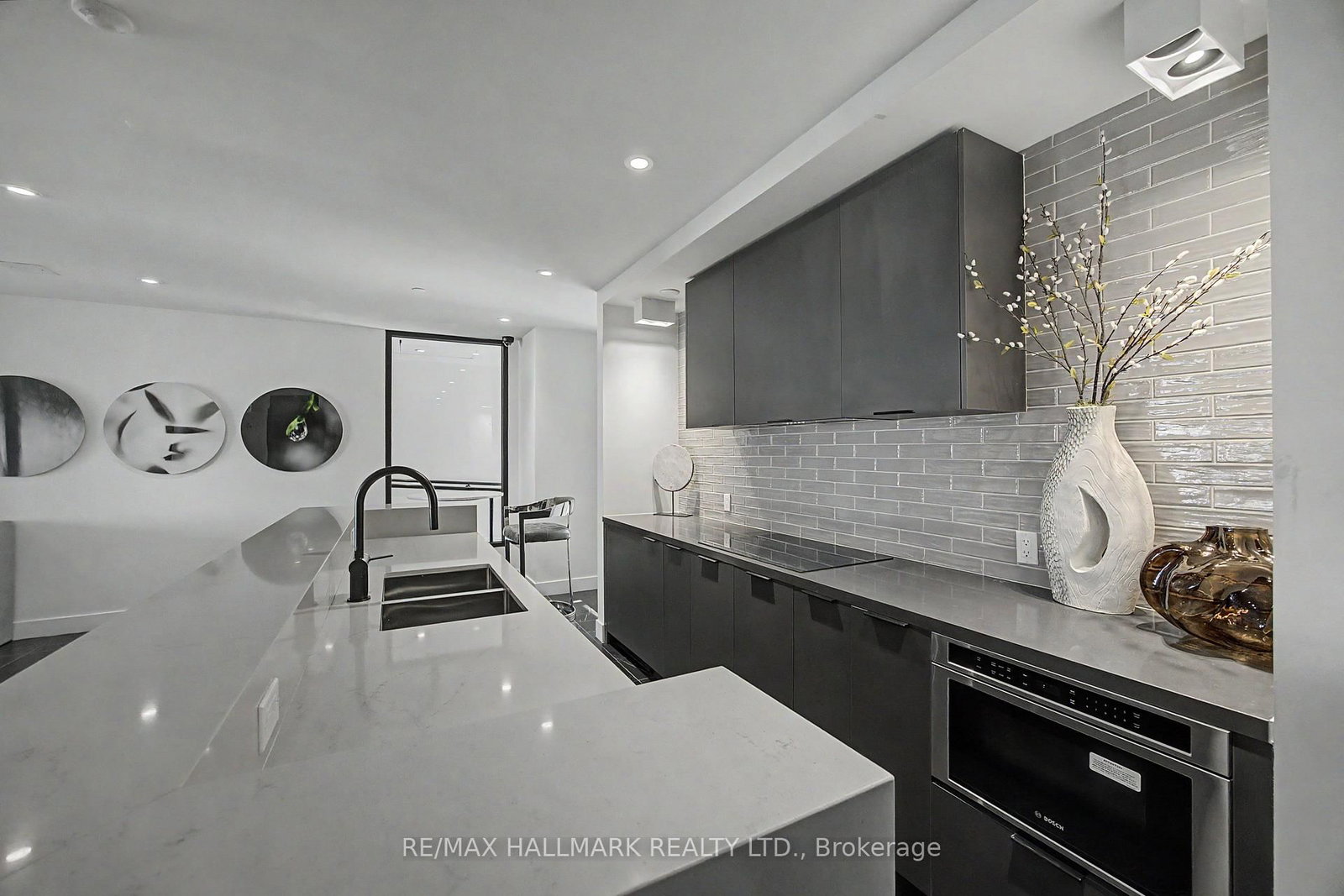 308 Jarvis Street, Unit 1209 - Photo 18