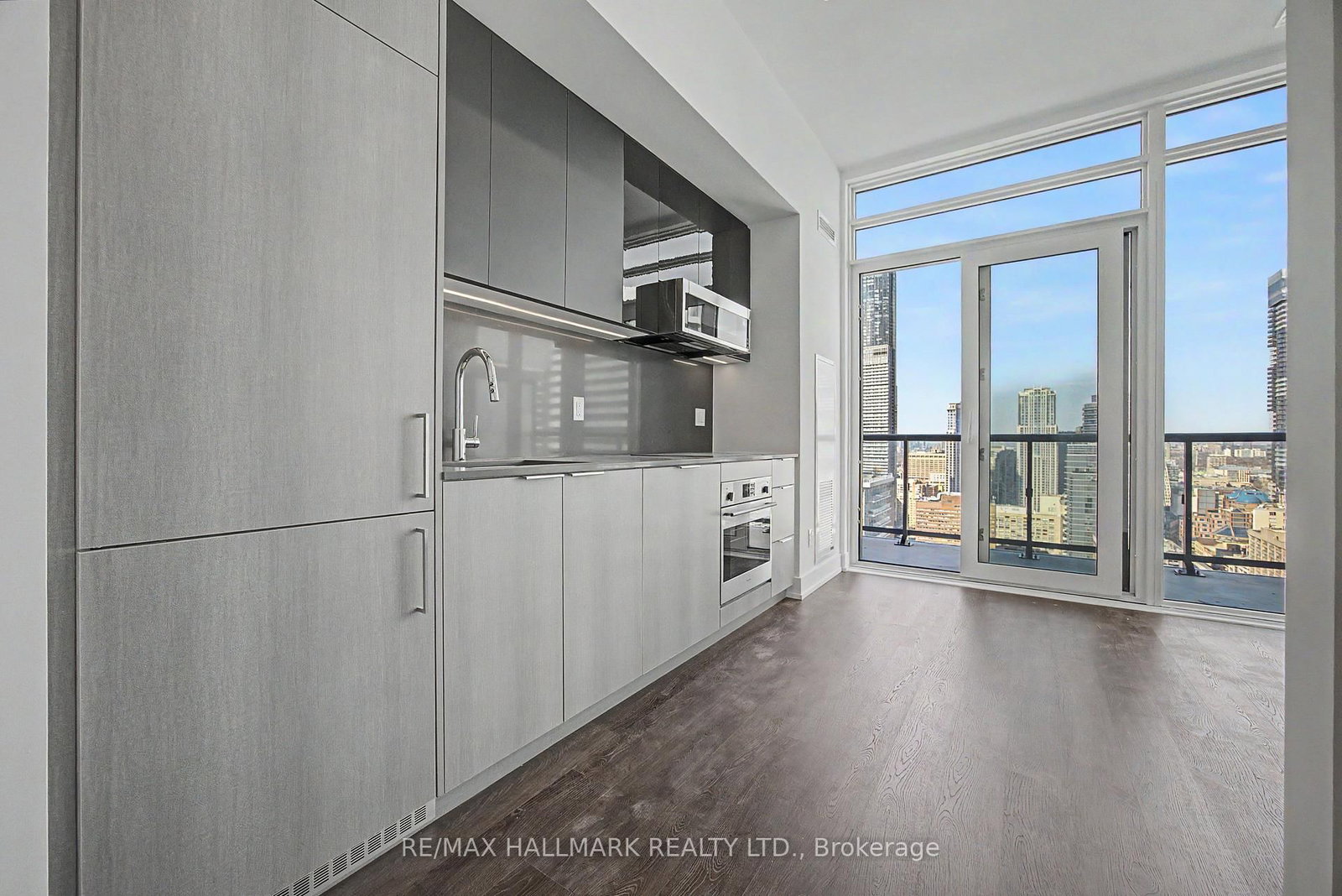 308 Jarvis Street, Unit 3404 - Photo 2