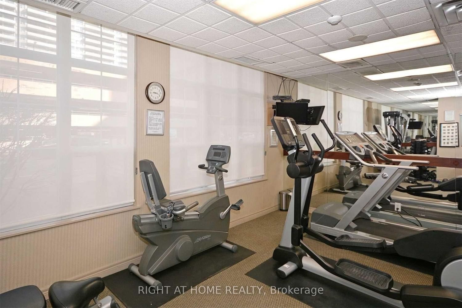35 Merton Street, Unit 1602 - Photo 14