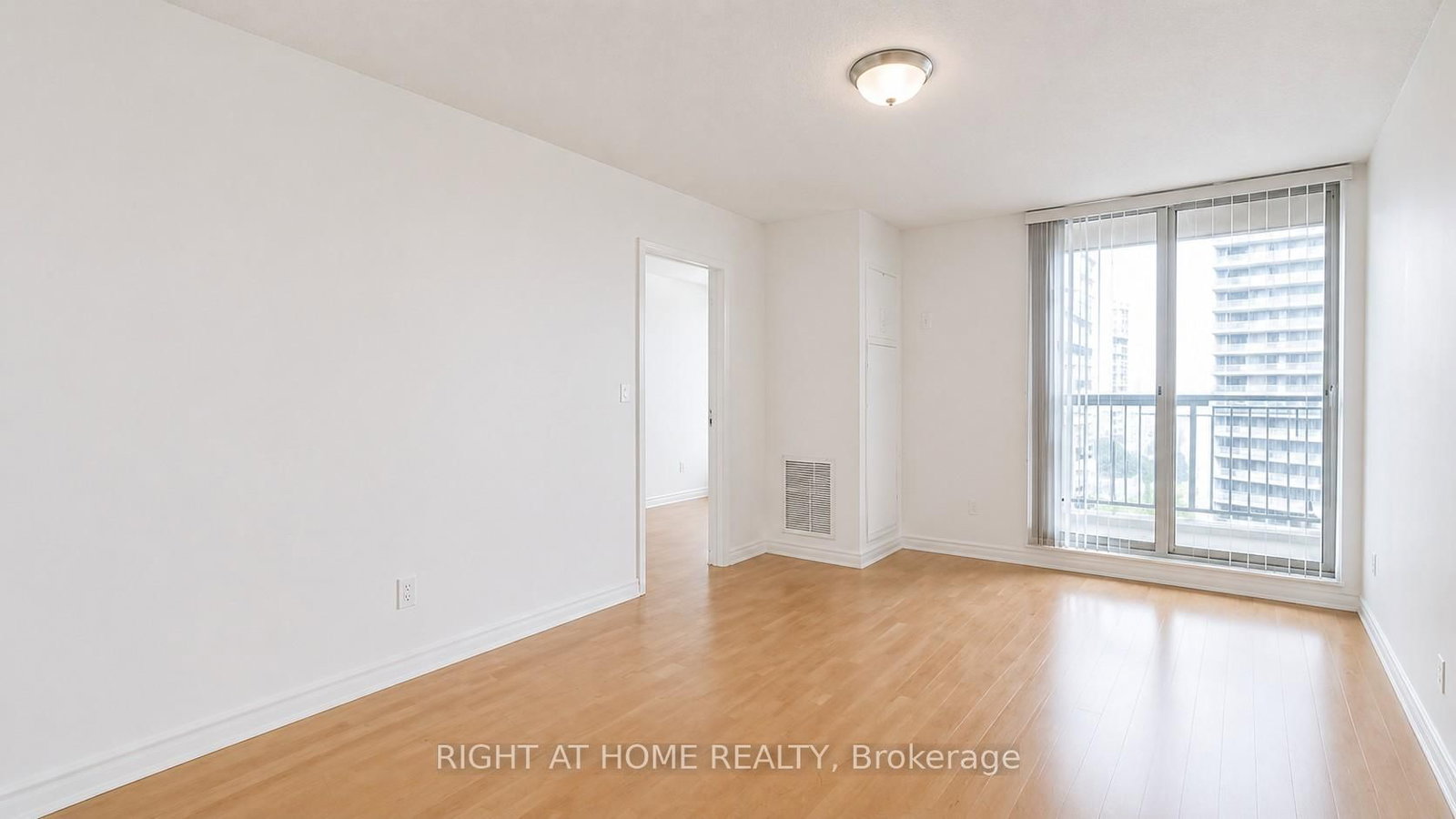 35 Merton Street, Unit 1602 - Photo 3